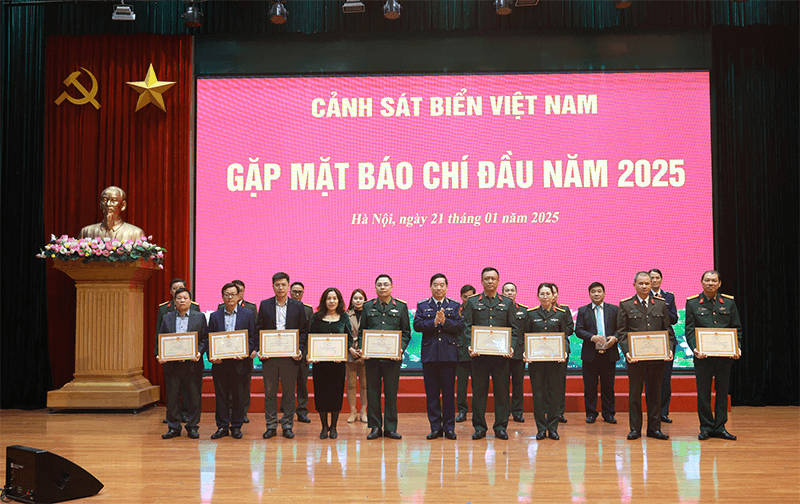 Cảnh sát biển Việt Nam gặp mặt các cơ quan báo chí đầu năm 2025