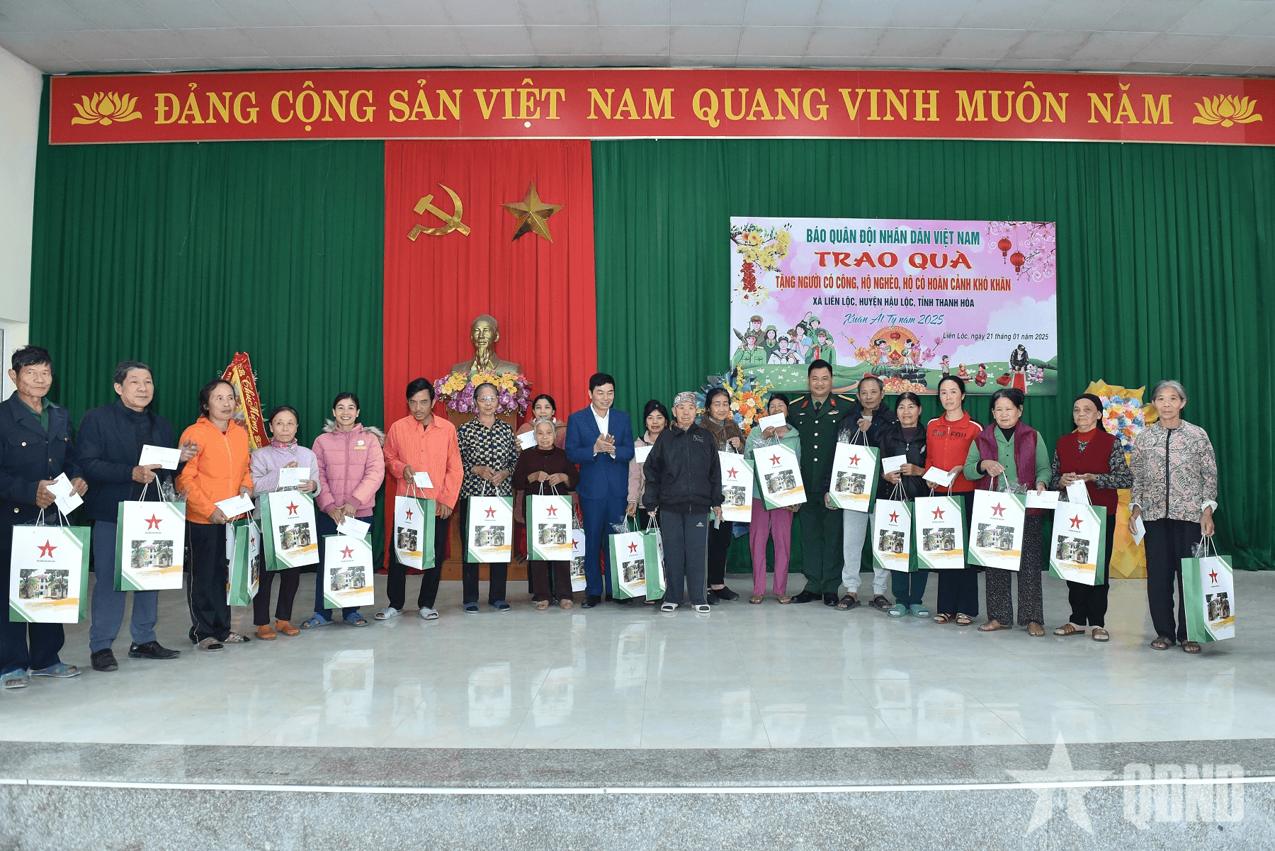 Lan tỏa tình xuân Tết Ất Tỵ