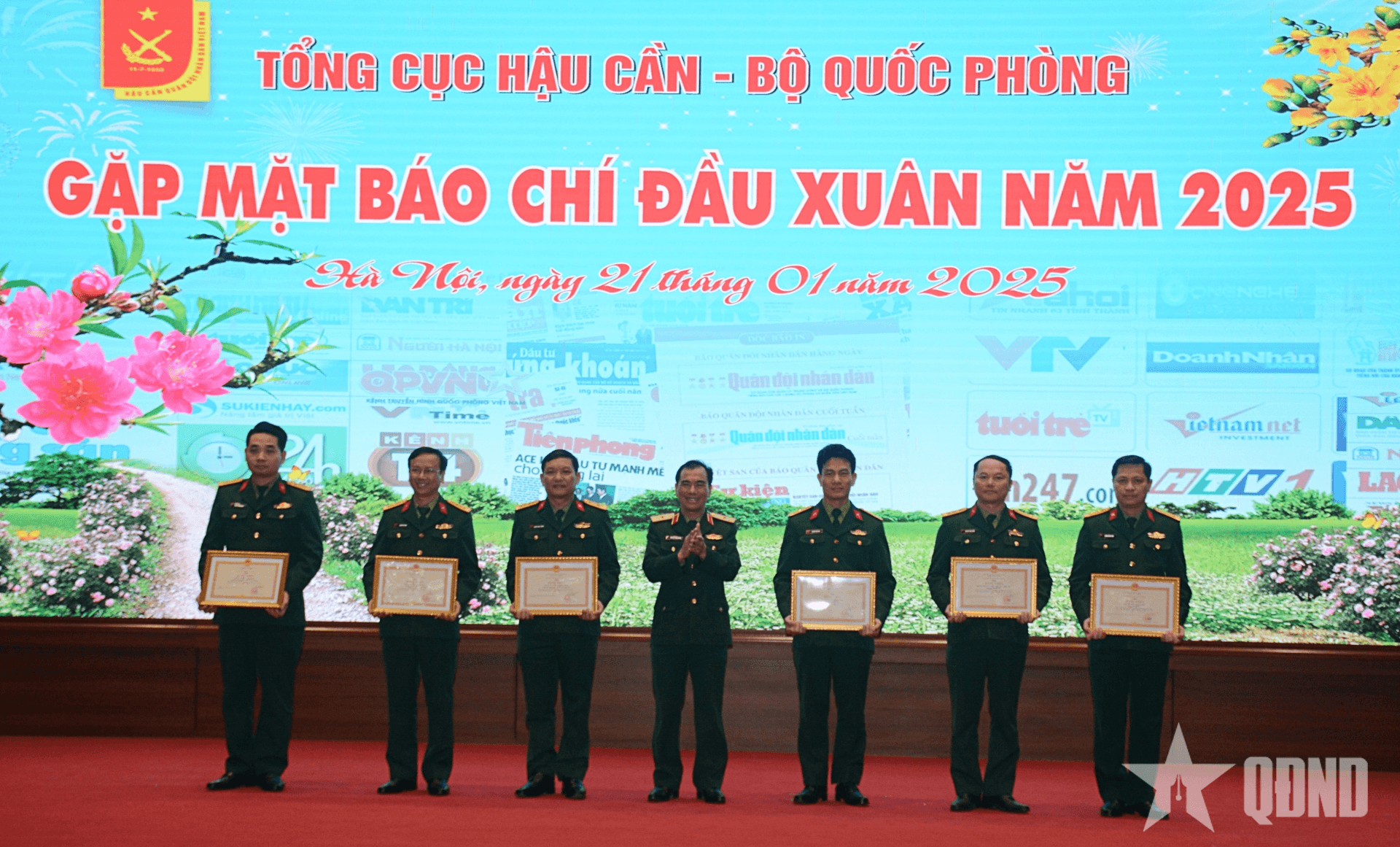 Tổng cục Hậu cần gặp mặt báo chí năm 2025