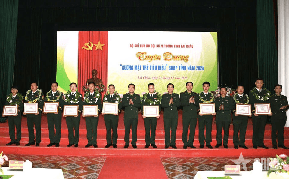 Bộ đội Biên phòng tỉnh Lai Châu tuyên dương 10 “Gương mặt trẻ tiêu biểu” năm 2024