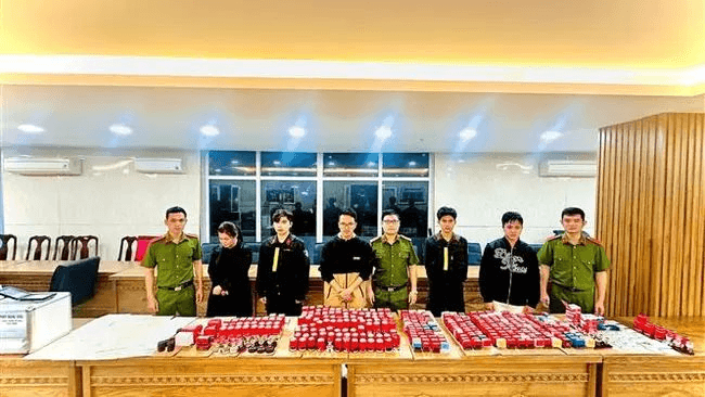 Đà Nẵng triệt phá đường dây "rửa tiền" lên đến 30.000 tỷ đồng
