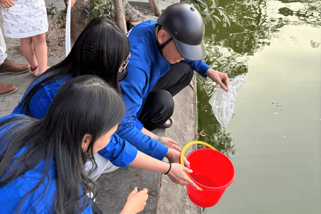 “Thả cá, không thả túi nilon”: Hành động đẹp vì môi trường
