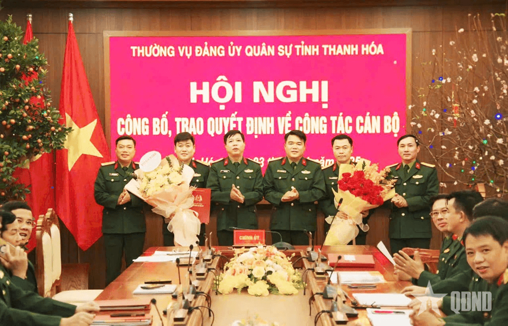 Đại tá Nguyễn Xuân Toàn giữ chức Phó chính ủy Bộ CHQS tỉnh Thanh Hóa