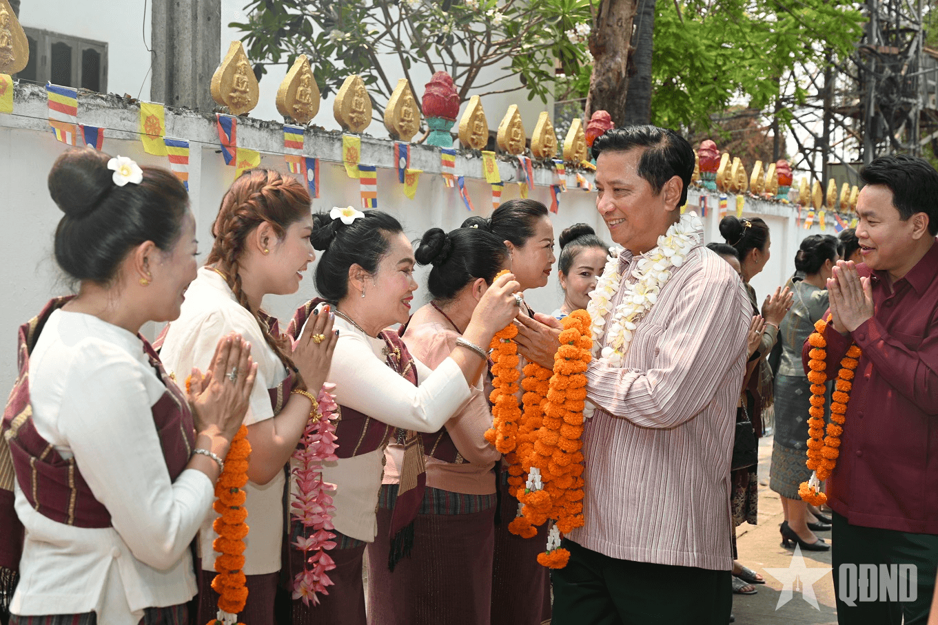 Mùa Xuân trên đất nước bạn Lào