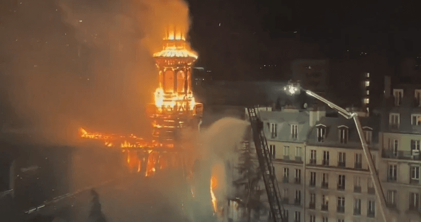 Pháp: Cháy tòa thị chính quận ở Paris