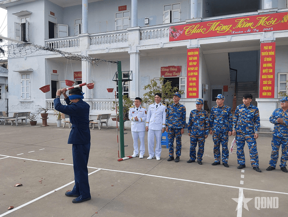 Lữ đoàn 602, Bộ Tham mưu Hải quân: Nhiều hoạt động vui chơi nhân ngày đầu xuân mới
