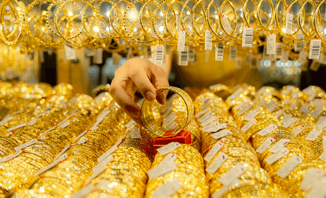 Giá vàng chiều nay (30-1): Neo ở mức cao