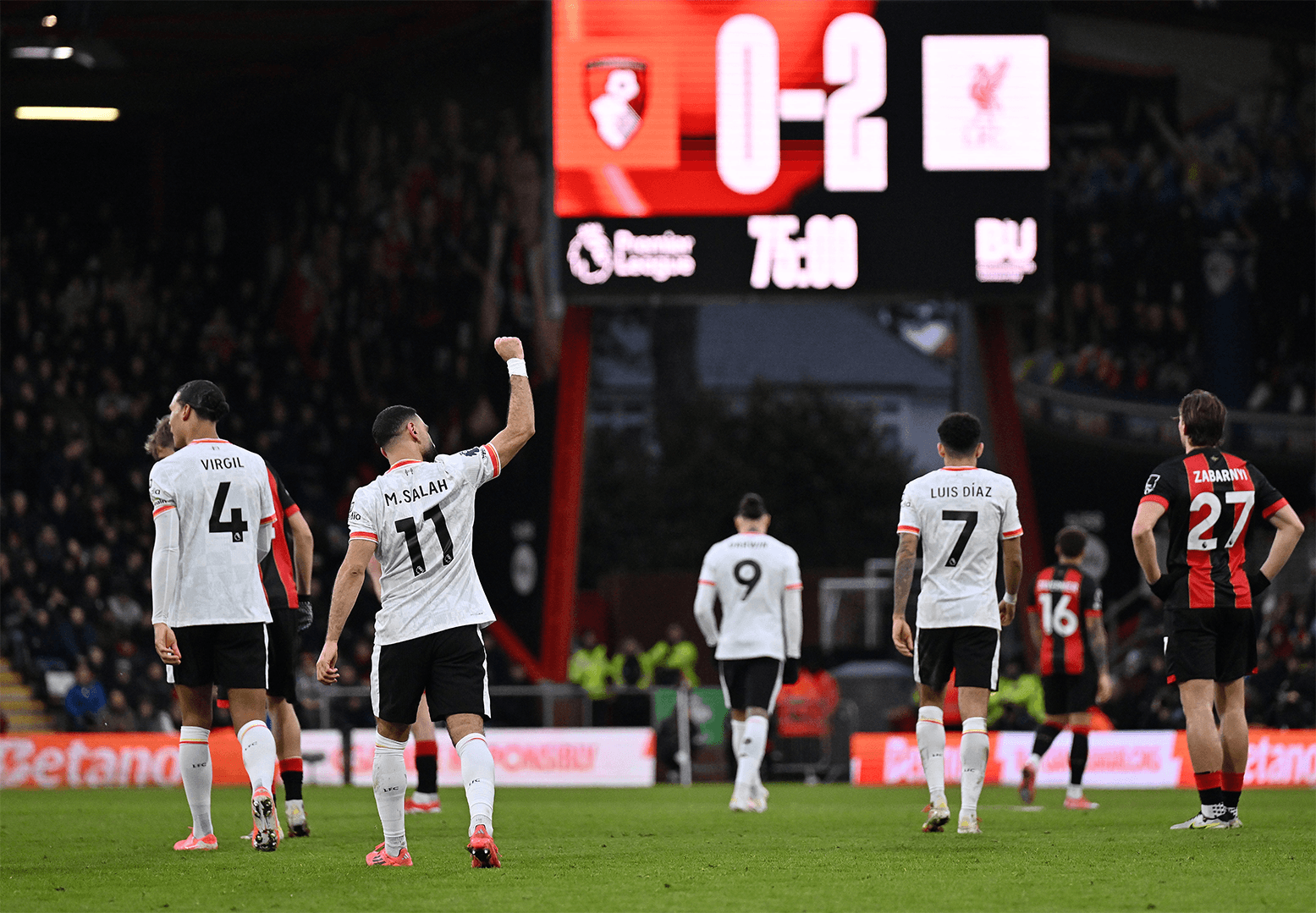 Tin thể thao ngày 2-2: Liverpool thăng hoa, Real thua cay đắng