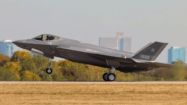 Quân sự thế giới hôm nay (3-2): Ba Lan vận hành máy bay chiến đấu F-35A