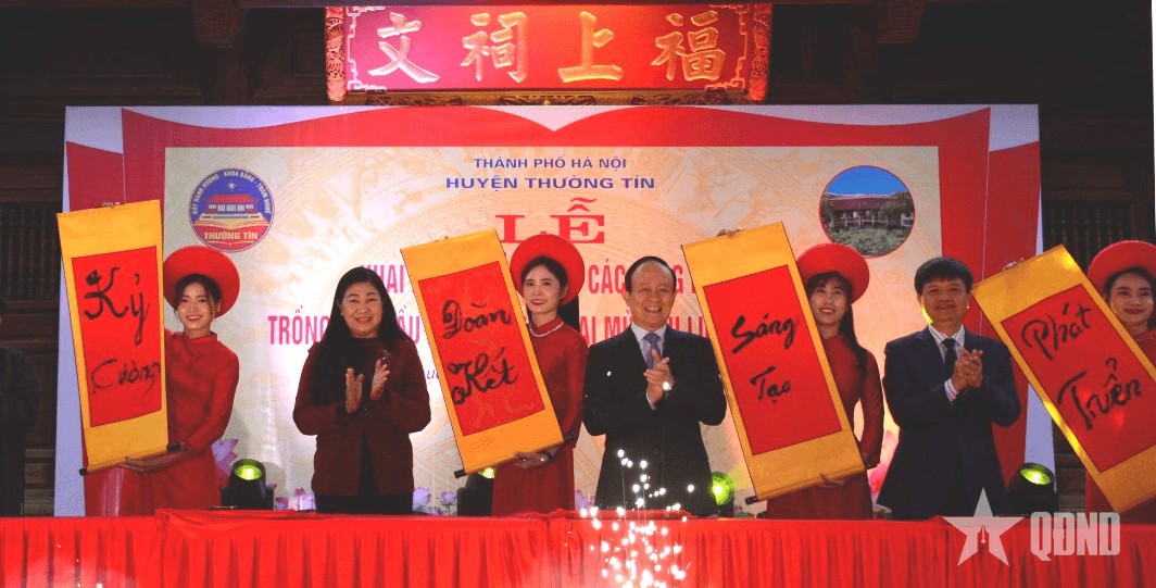 Huyện Thường Tín (Hà Nội): Lễ khai bút và sản xuất các làng nghề truyền thống