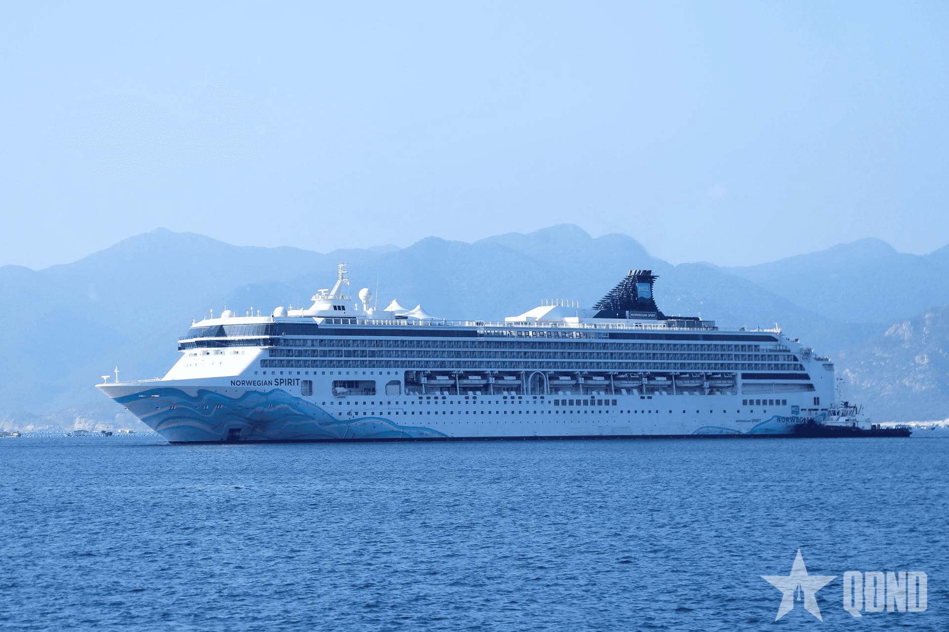Cảng quốc tế Cam Ranh đón tàu Norwegian Spirit với 2.000 du khách