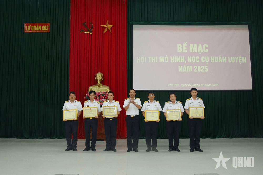 Lữ đoàn 682 (Vùng 4 Hải quân) tổ chức hội thi mô hình học cụ năm 2025