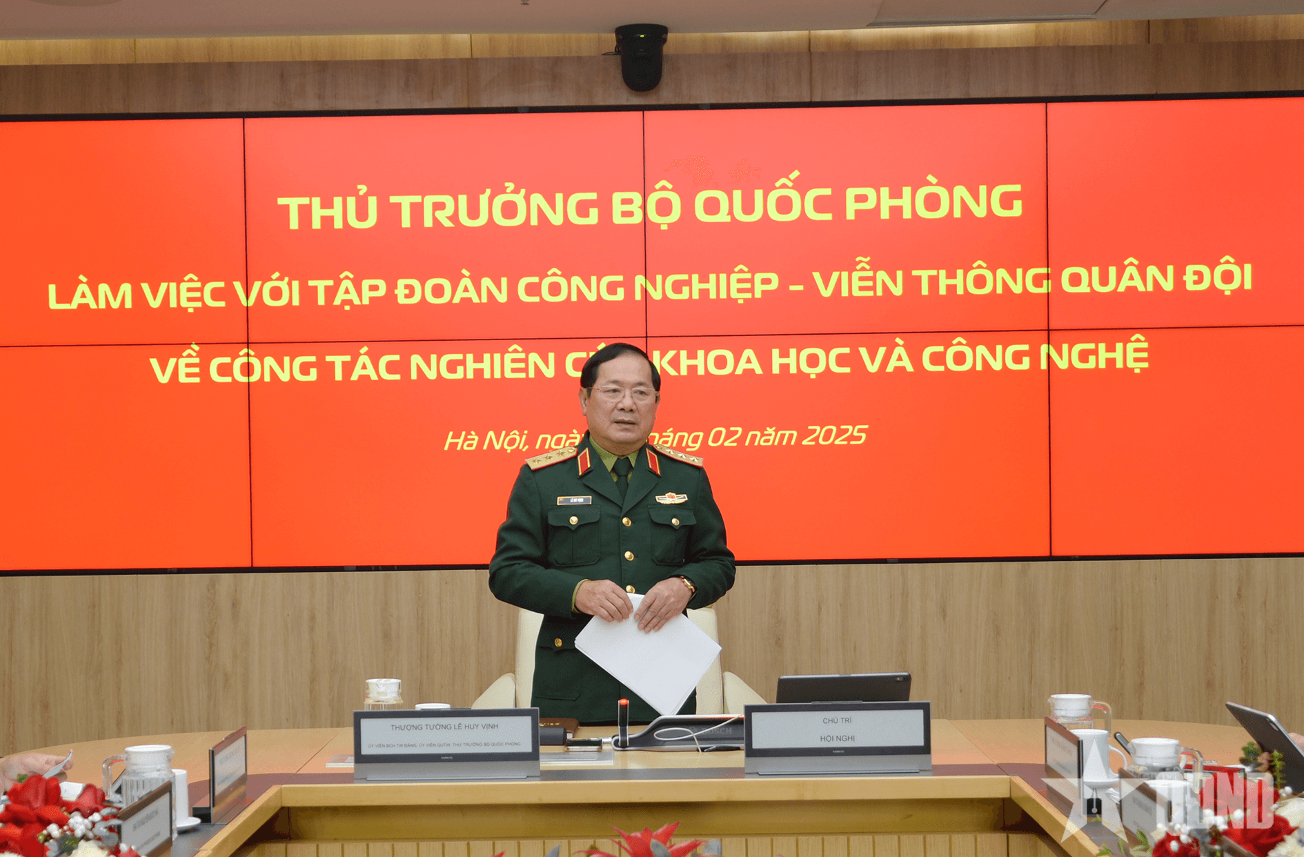 Thượng tướng Lê Huy Vịnh làm việc với Tập đoàn Công nghiệp - Viễn thông Quân đội