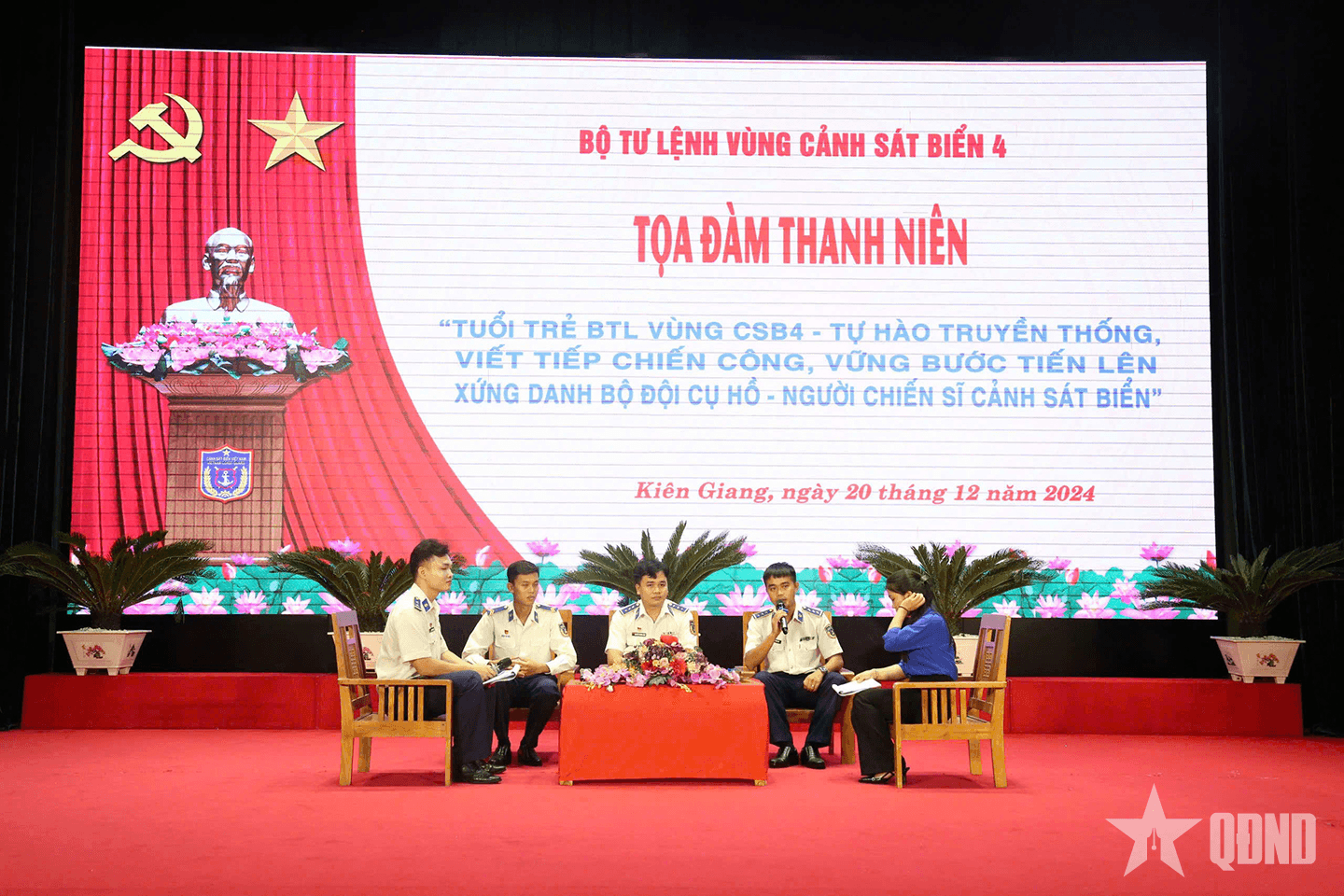 "Tôi đã trưởng thành trong quân ngũ"