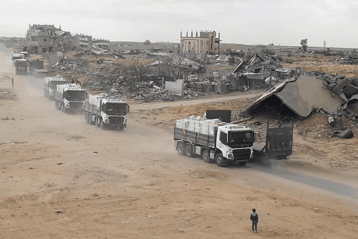 Gian nan đưa hàng viện trợ tới tay người dân Gaza