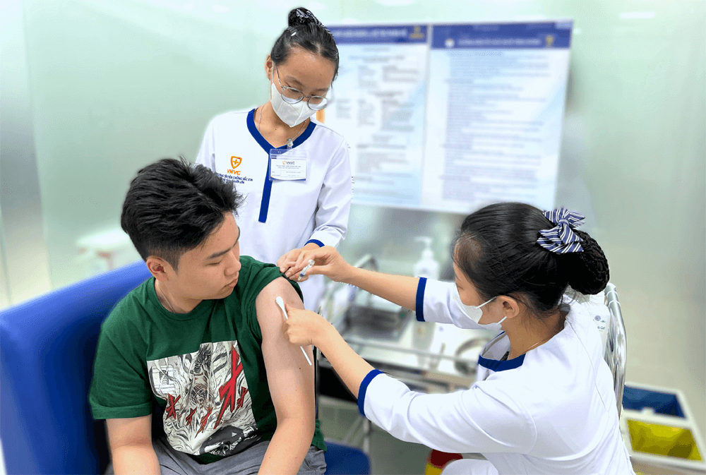 Tỷ lệ người dân chủ động tiêm vắc xin phòng cúm tăng cao