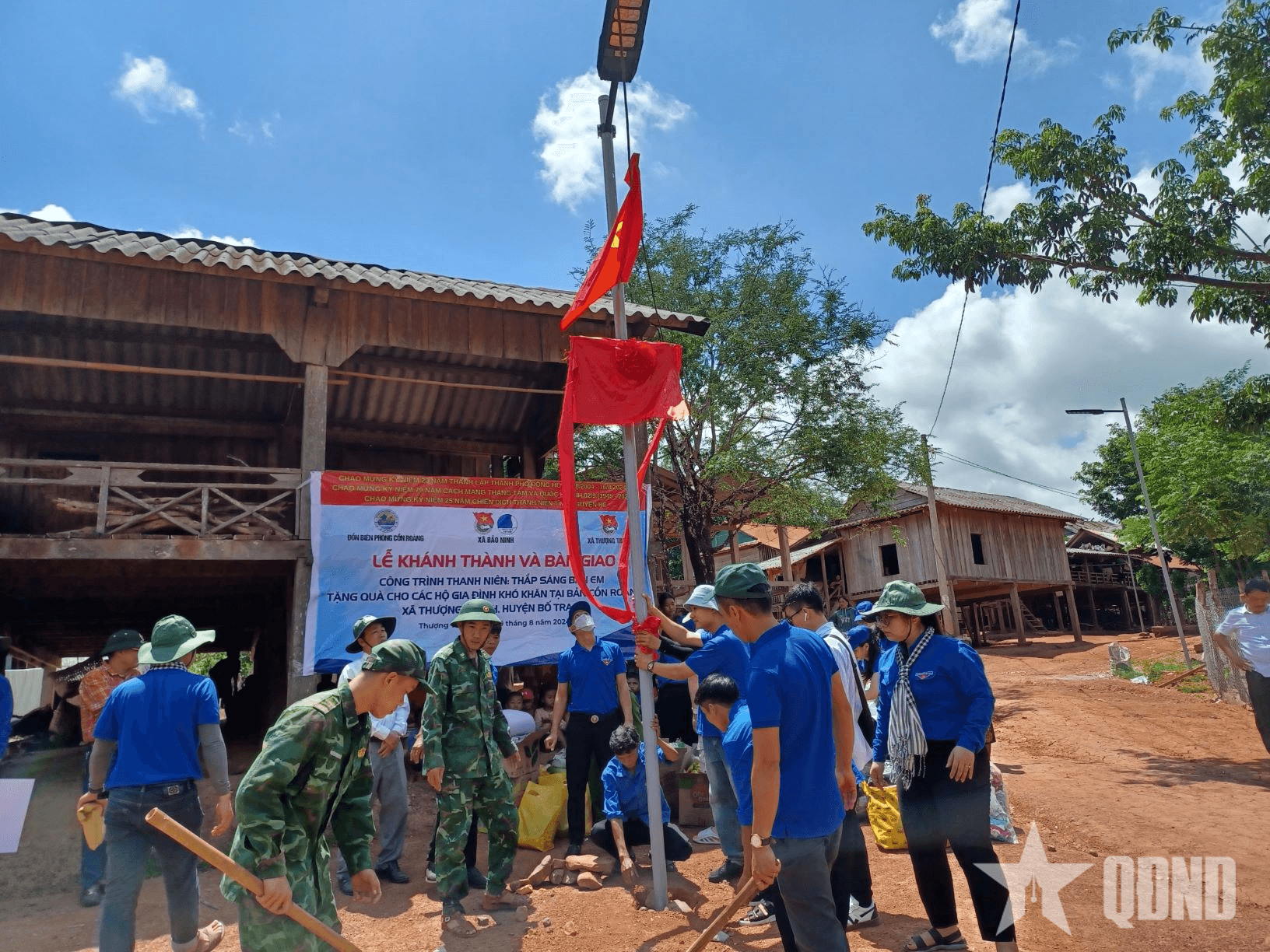 “Thứ Bảy về bản” góp phần đổi thay cuộc sống nhân dân biên giới