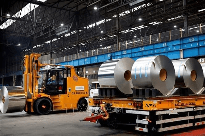 Châu Âu và Brazil phản ứng về kế hoạch tăng thuế thép và nhôm nhập khẩu vào Mỹ