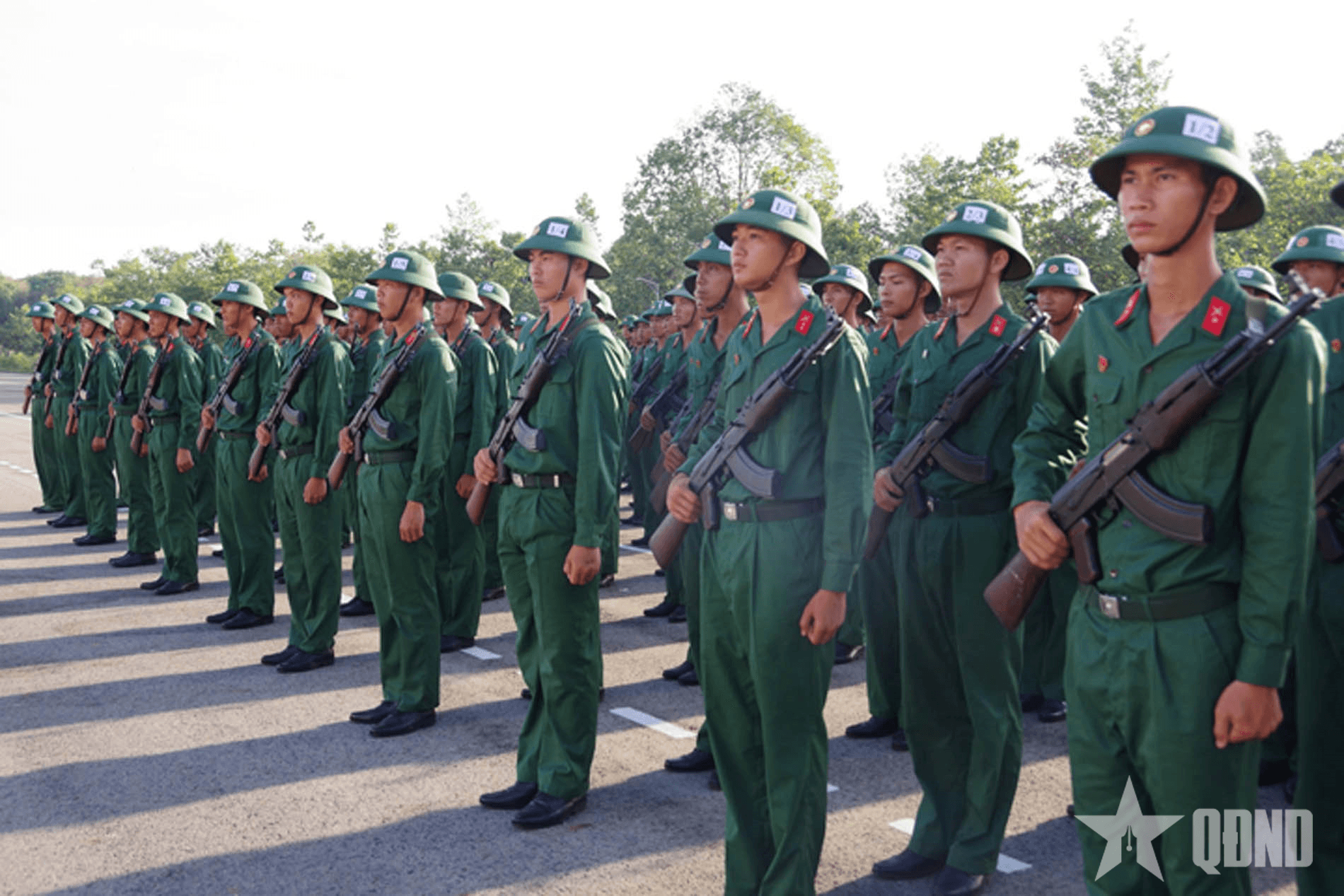 Sư đoàn 5 (Quân khu 7) kiểm tra huấn luyện khối diễu binh, diễu hành