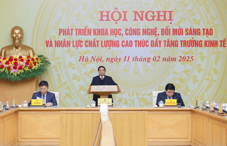 Thủ tướng Phạm Minh Chính: Thúc đẩy chuyển giao công nghệ nhằm xoay chuyển tình thế, chuyển đổi trạng thái