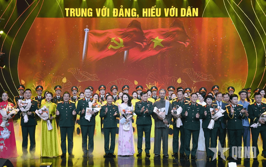 Tình cảm thiêng liêng, trách nhiệm sâu sắc đối với Đảng, Bác Hồ kính yêu