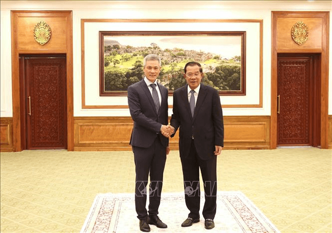 Chủ tịch CPP Hun Sen ấn tượng về sự phát triển vượt bậc của Việt Nam
