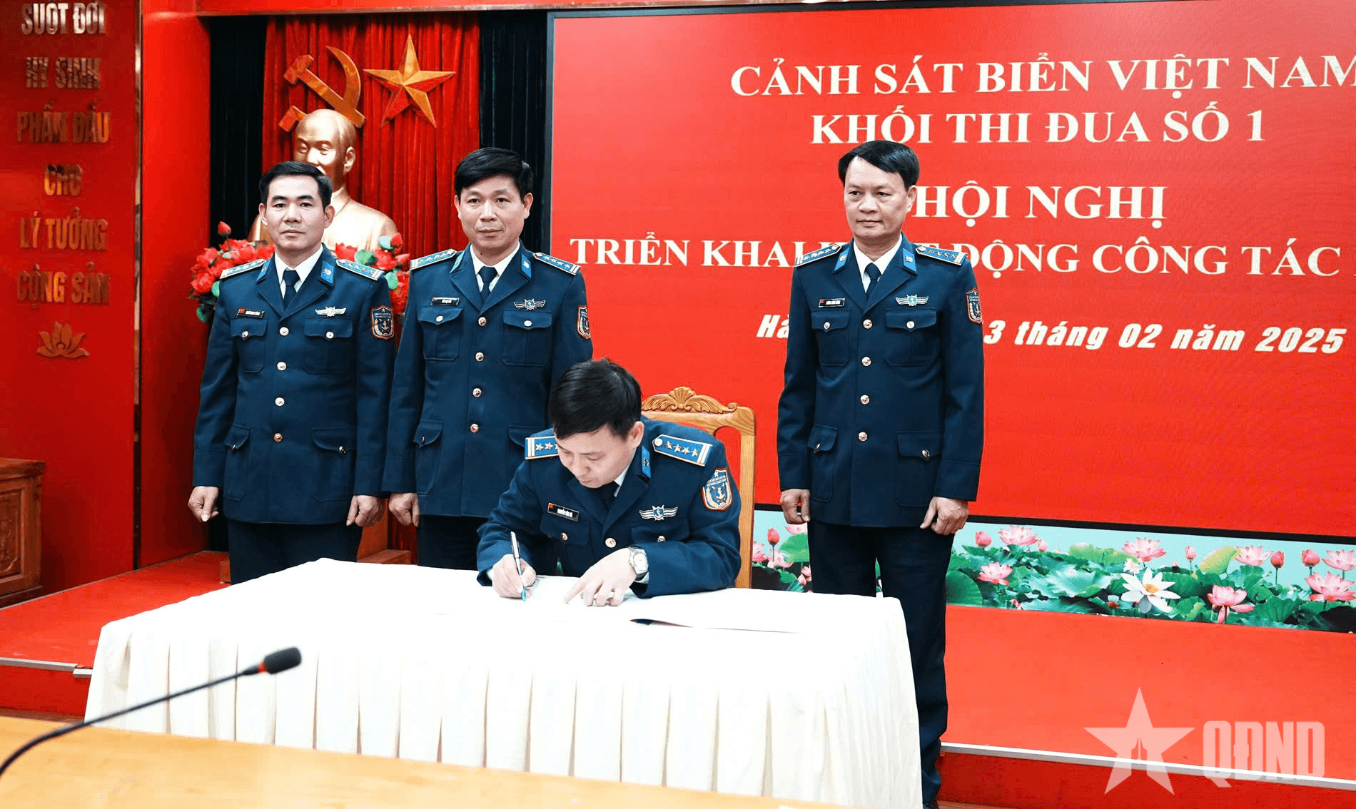 Khối thi đua số 1 Cảnh sát biển Việt Nam triển khai công tác năm 2025