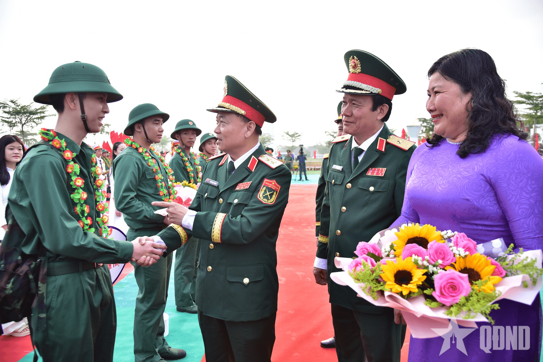 Trung tướng Thái Đại Ngọc dự Lễ giao nhận quân tại An Giang