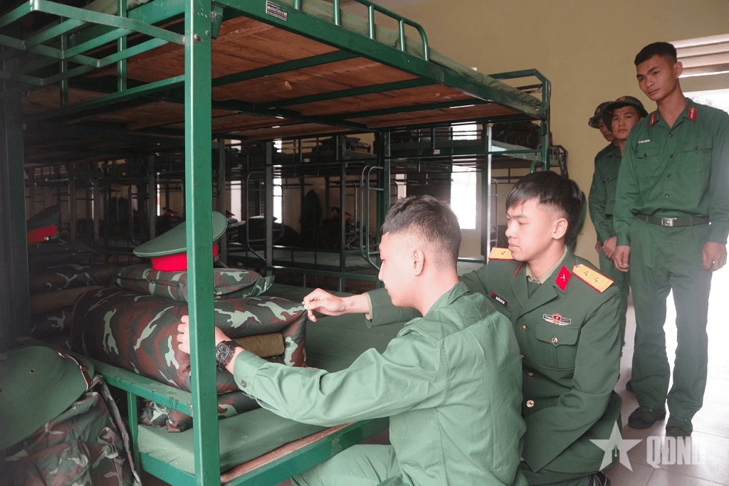 Trung đoàn 3 (Sư đoàn 324) tiếp nhận chiến sĩ mới: Chu đáo, trang trọng từ ngày đầu