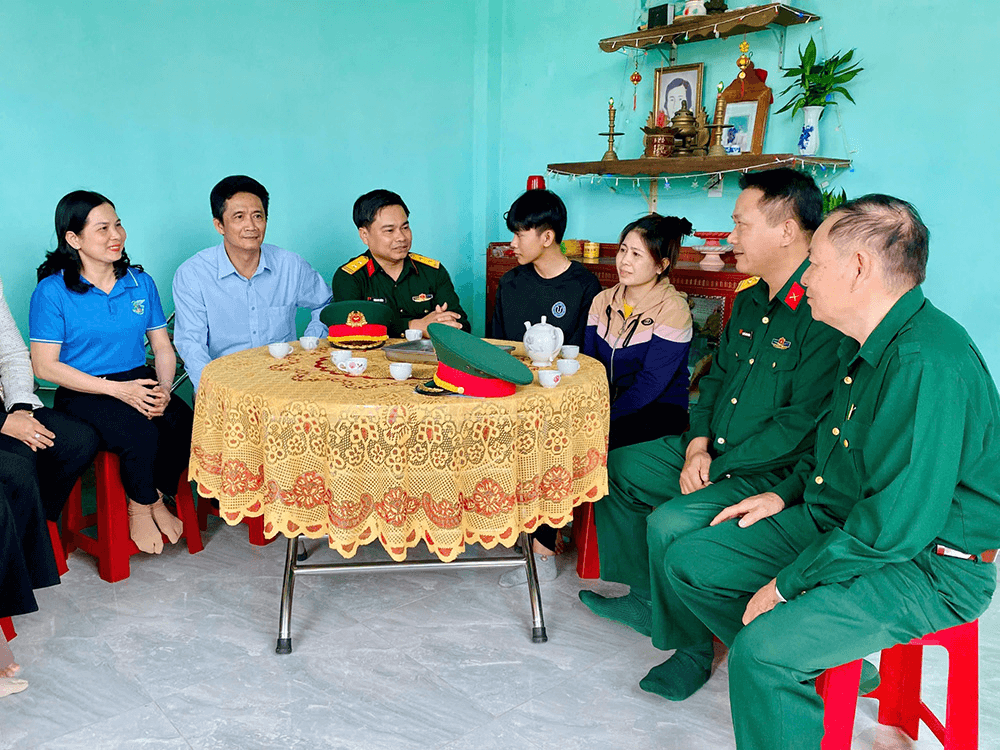 Tiếp thêm động lực lên đường nhập ngũ