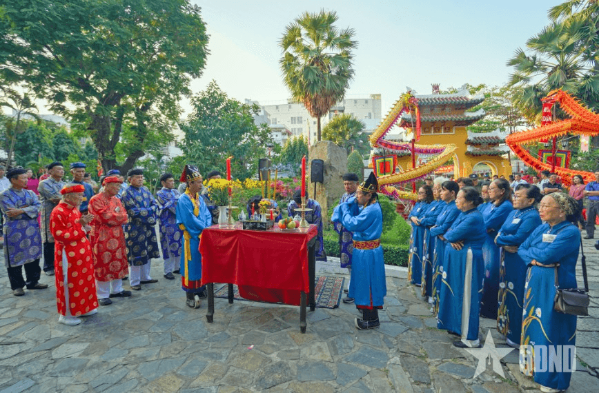 Nét đẹp khai hạ - cầu an