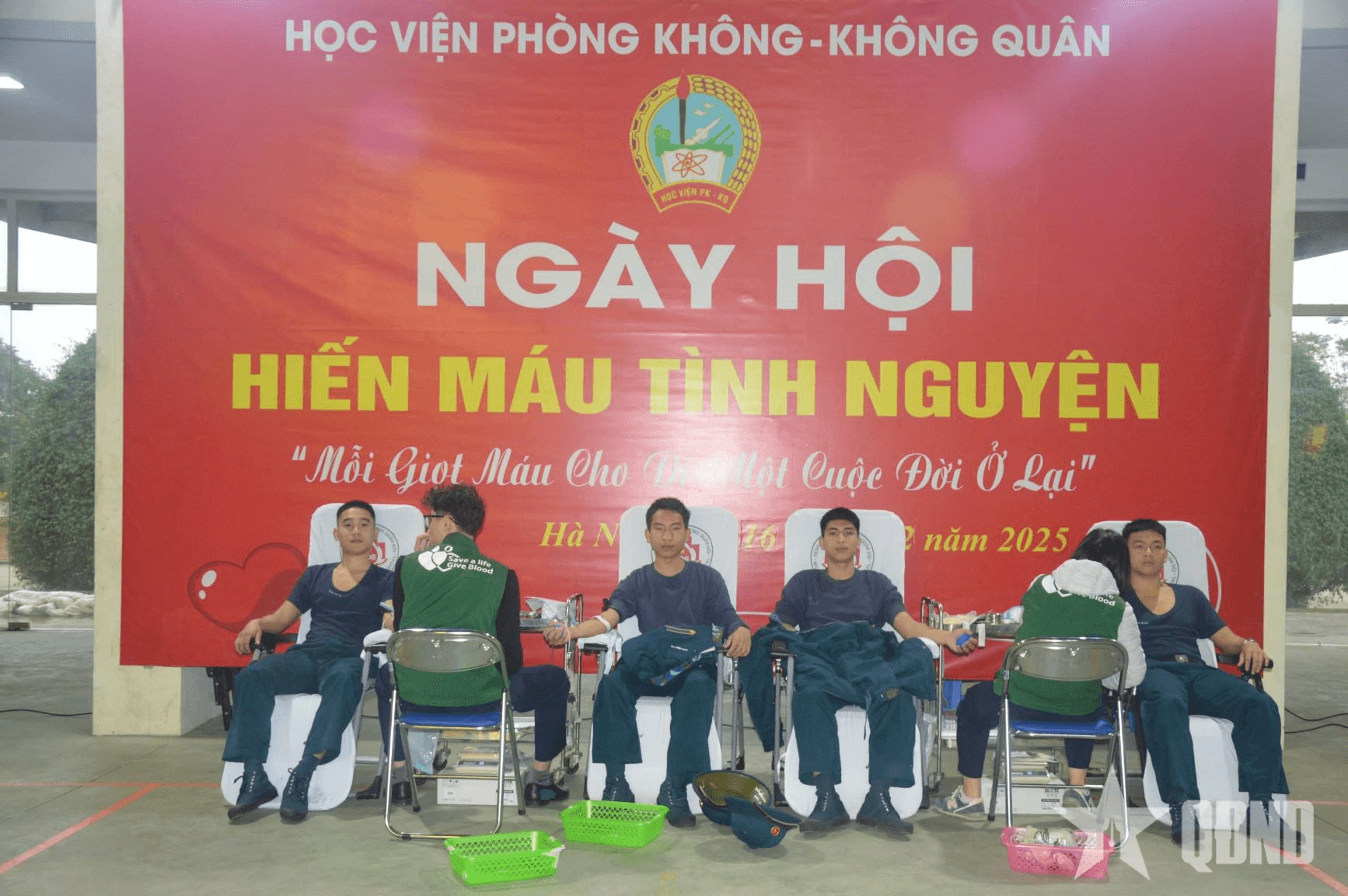 Sôi nổi Ngày hội hiến máu tình nguyện tại Học viện Phòng không - Không quân