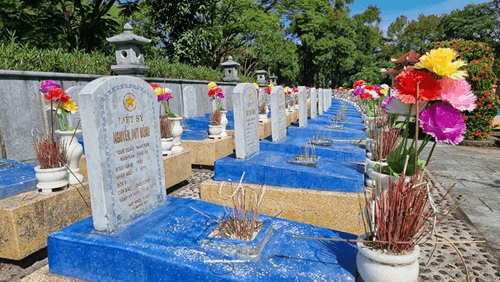 “Có khi nào mộ liệt sĩ Dương Văn Phiếu là mộ anh tôi?"