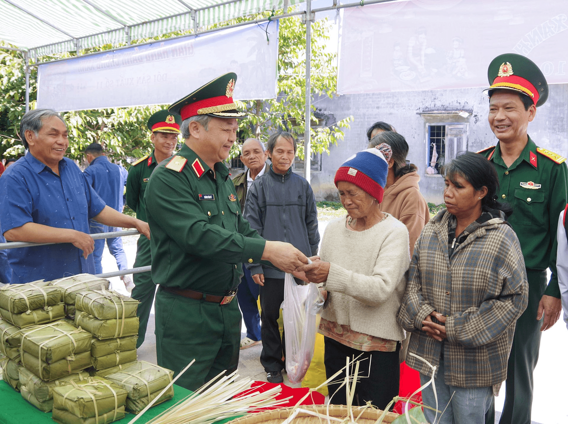 Phát triển kinh tế - xã hội gắn với quốc phòng, an ninh ở Tây Nguyên