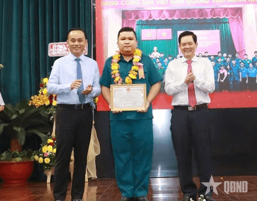 Chỉ huy trưởng huấn luyện giỏi, tham mưu tốt