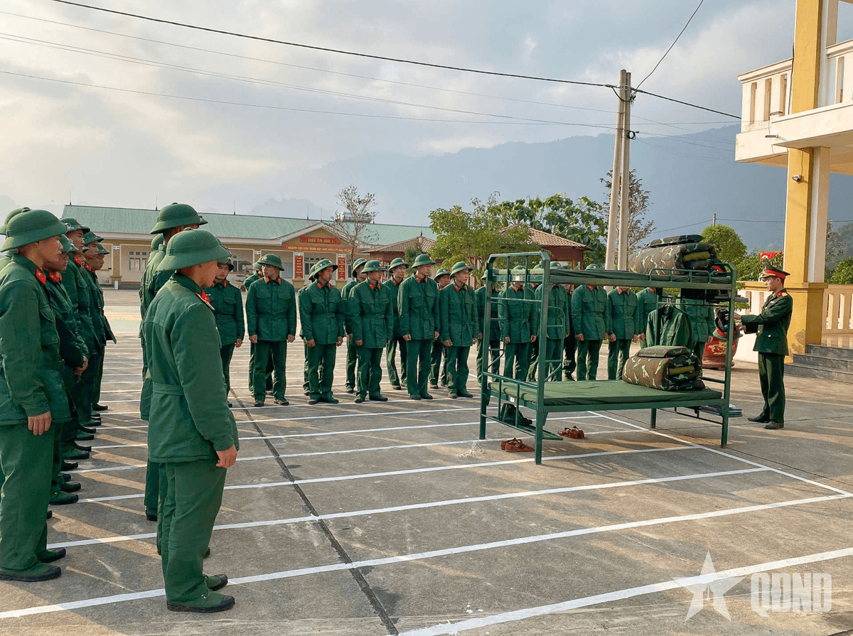 Chiến sĩ mới tỉnh Lai Châu nhanh chóng hòa nhập với môi trường quân ngũ
