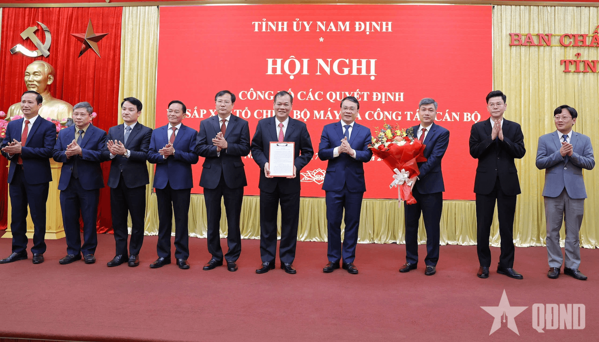 Nam Định công bố các quyết định về sắp xếp tổ chức bộ máy và công tác cán bộ