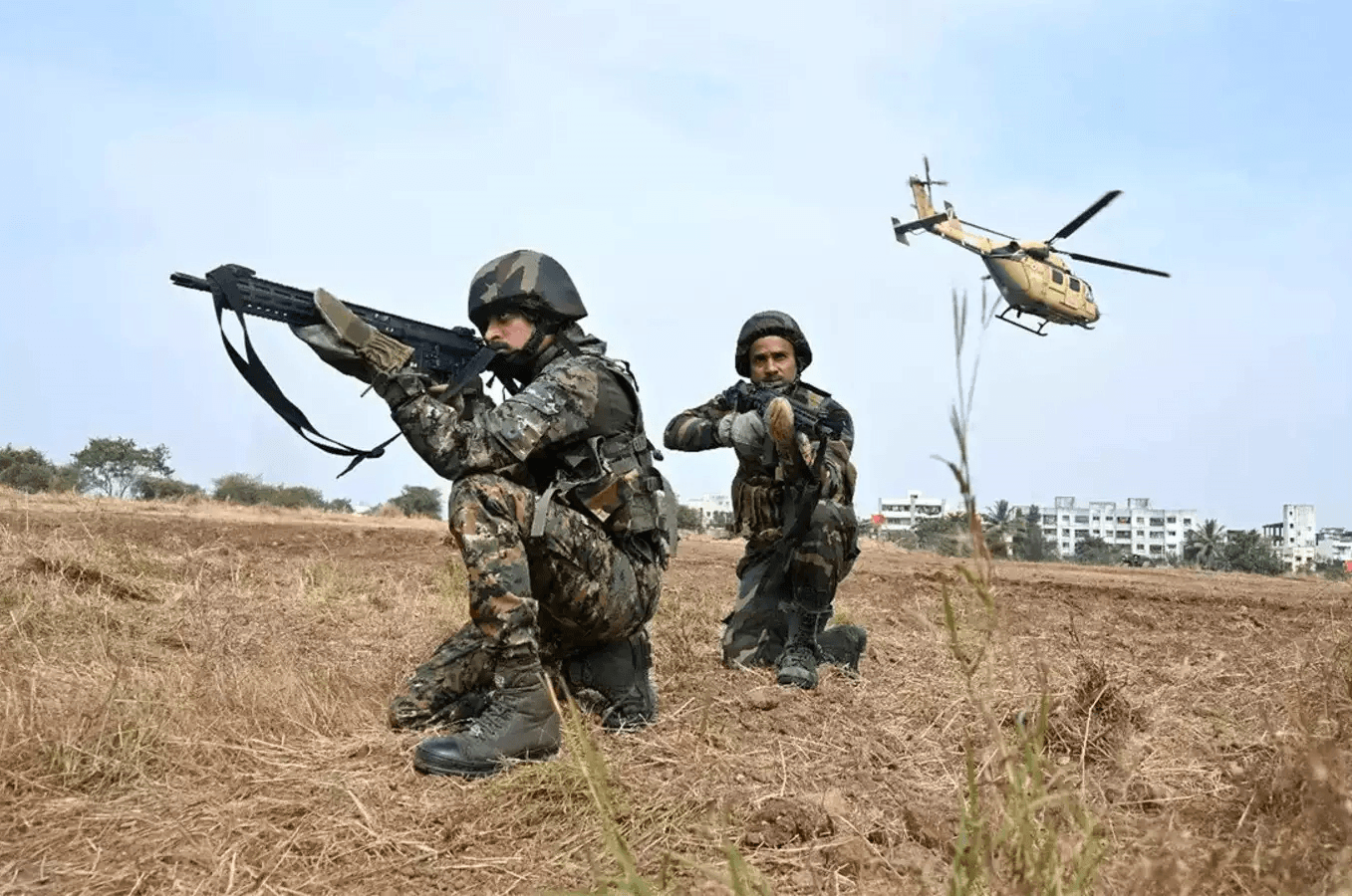 Quân sự thế giới hôm nay (19-2): Vì sao Ấn Độ muốn mua 1.000 trực thăng mới?