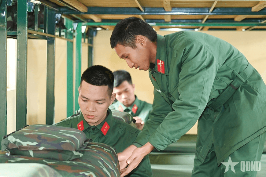 Giữ gìn hình ảnh quân nhân