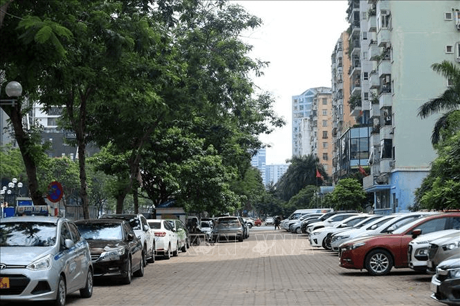 Hà Nội: Bảo đảm công khai minh bạch về quản lý, sử dụng tạm thời một phần lòng đường, hè phố