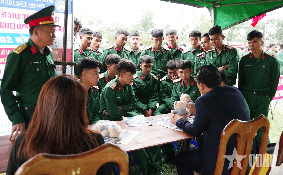 Nhiều thuận lợi từ tư vấn hướng nghiệp sớm