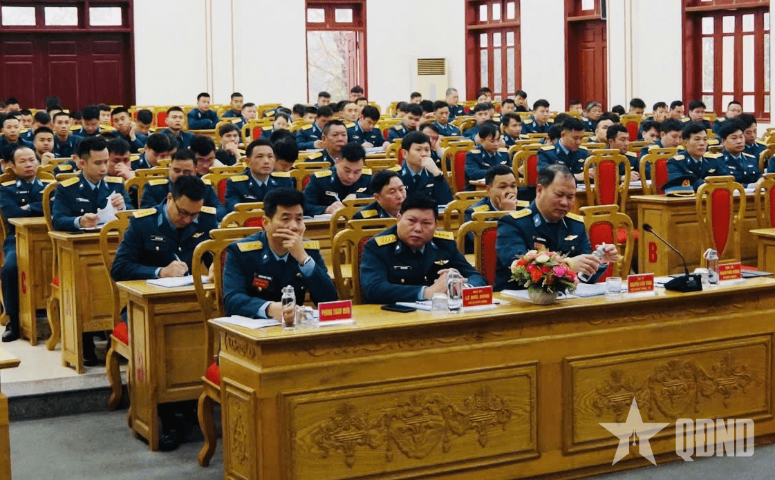 Sư đoàn 365: Cần làm tốt công tác dự báo, nắm, quản lý và giải quyết tình hình tư tưởng