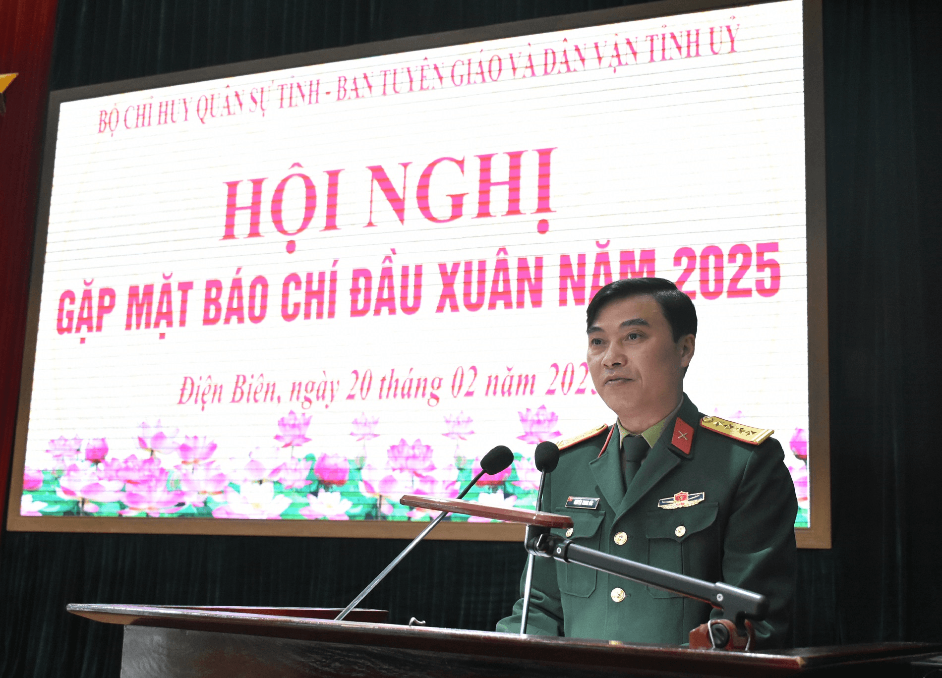 Bộ CHQS tỉnh Điện Biên gặp mặt báo chí đầu xuân Ất Tỵ 2025