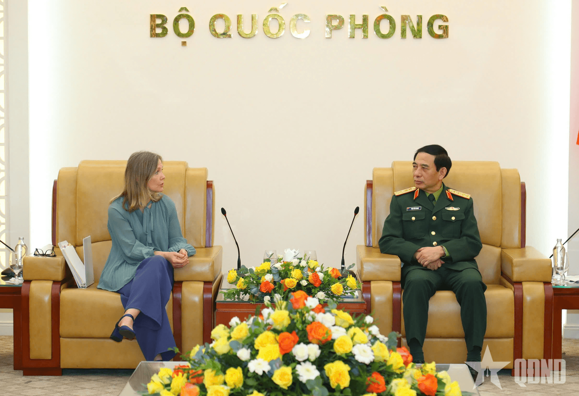 Đại tướng Phan Văn Giang tiếp Thứ trưởng Bộ Quốc phòng Canada