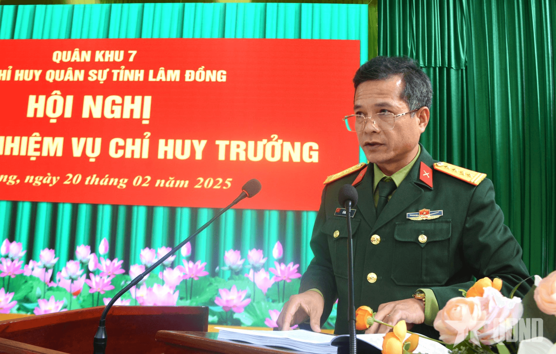 Bàn giao nhiệm vụ Chỉ huy trưởng Bộ CHQS tỉnh Lâm Đồng