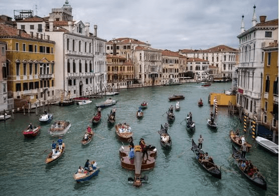 Thành phố Venice gia hạn chính sách vé tham quan