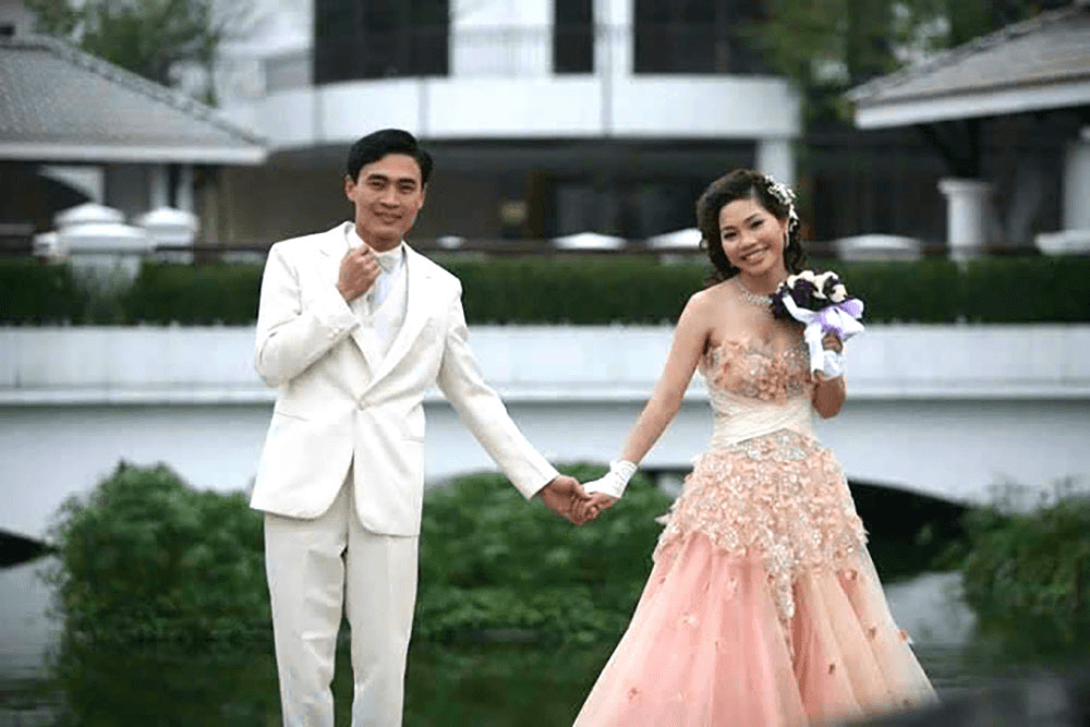 Vợ chồng cùng phấn đấu