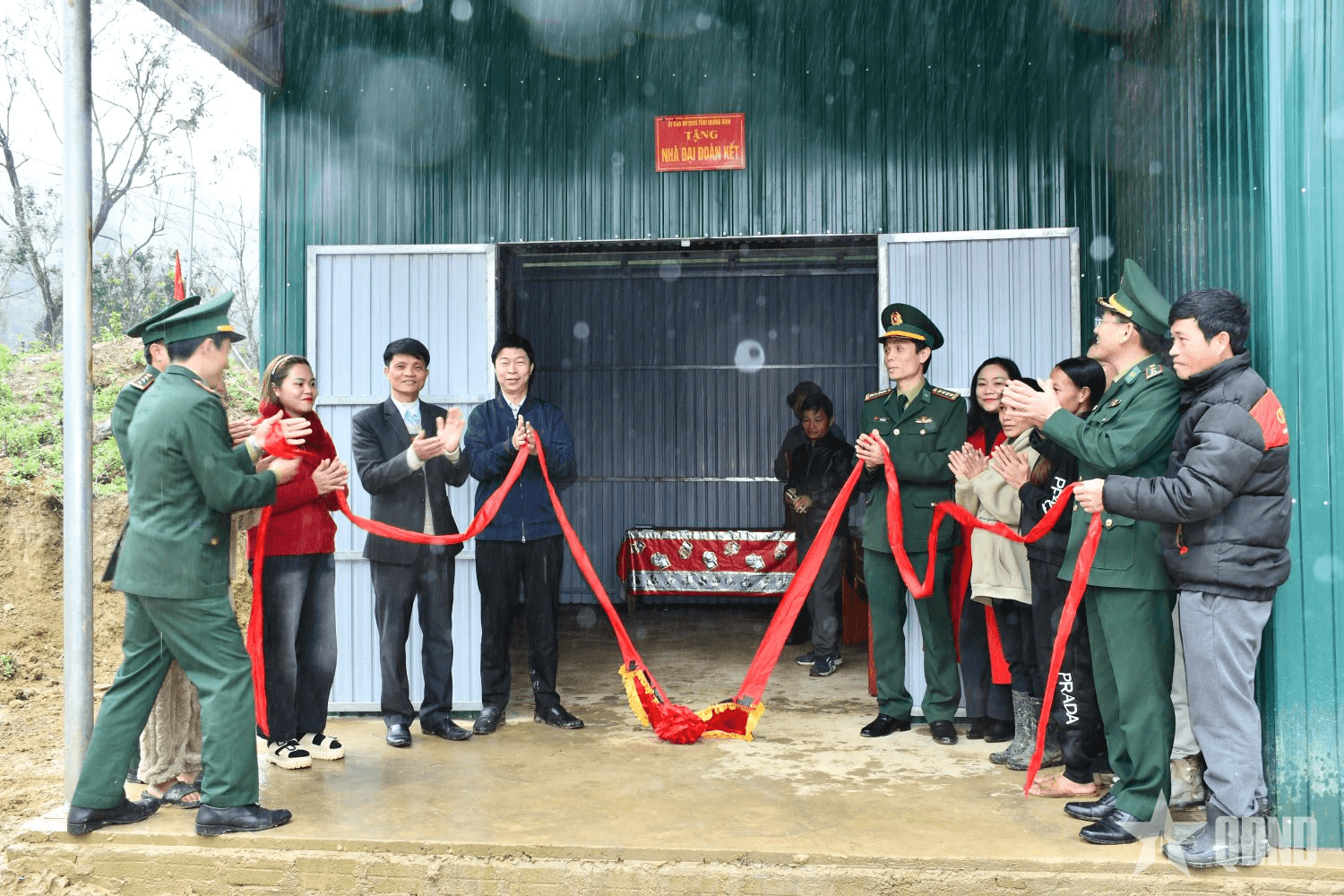 Quảng Bình: Khánh thành và bàn giao nhà Đại đoàn kết tặng đồng bào Rục