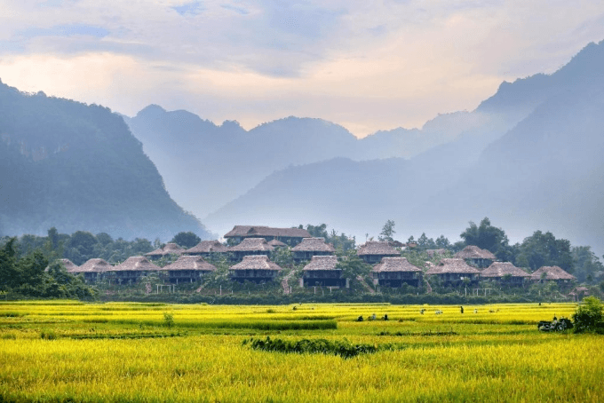 Du lịch Hòa Bình - điểm đến đẹp nhất thế giới