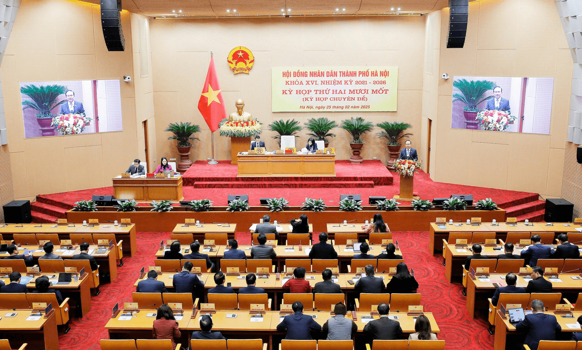 UBND TP Hà Nội có 15 sở sau sắp xếp